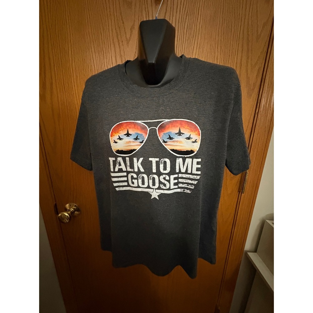 Talk To Me Goose Graphic T-Shirt Charcoal Gray Top Gun Movie Fan Tee Large